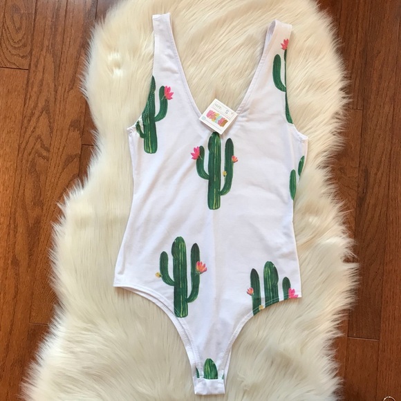 🌵Host Pick!🌵Cactus Print Bodysuit - Picture 3 of 8